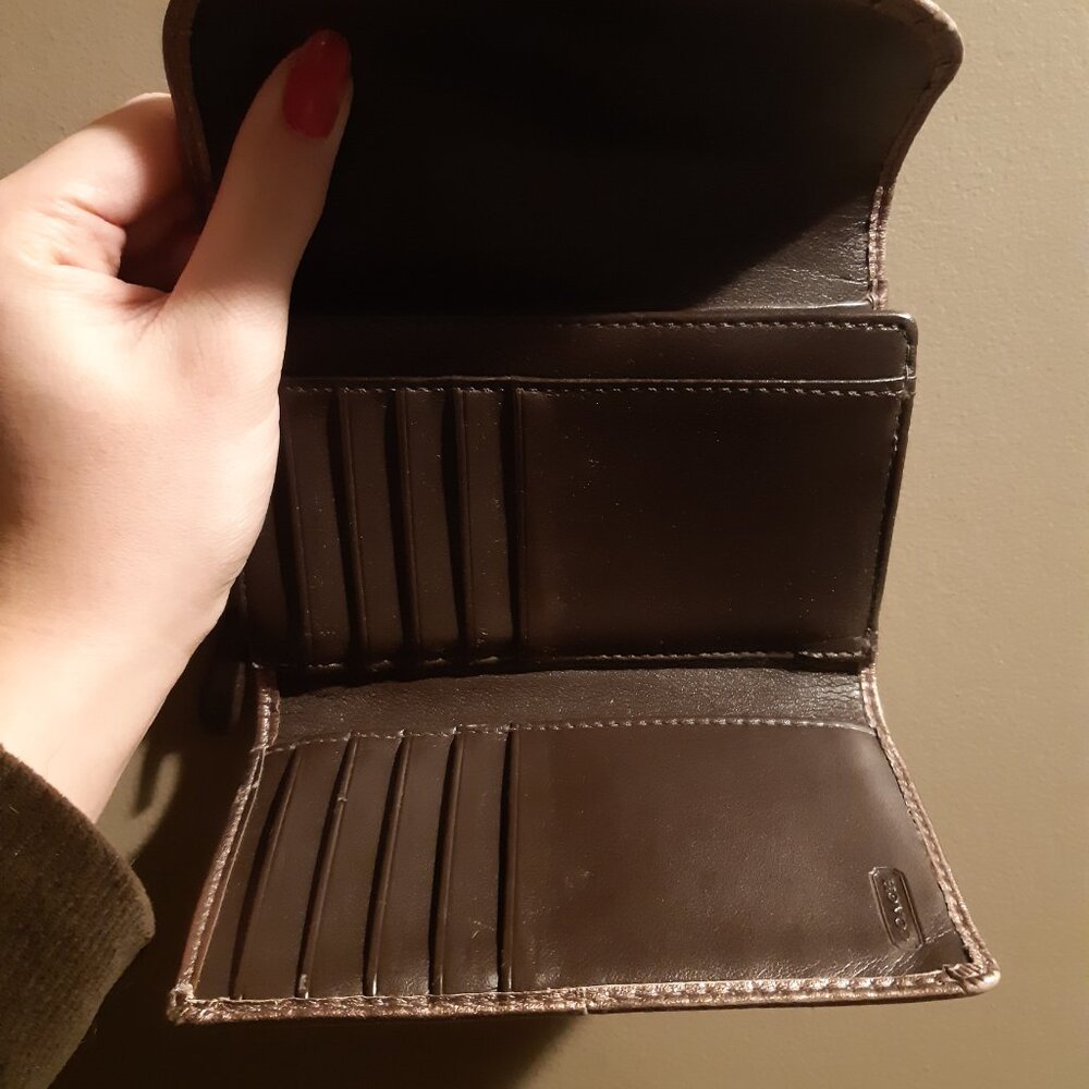 Coach y2k gold leather wallet - Picture 3 of 3